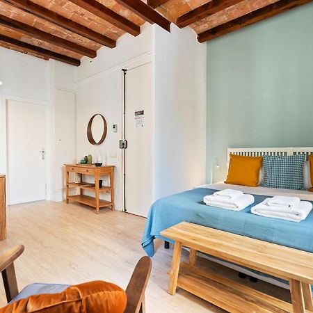 Lodging Apartments Beach Studio 11 برشلونة المظهر الخارجي الصورة