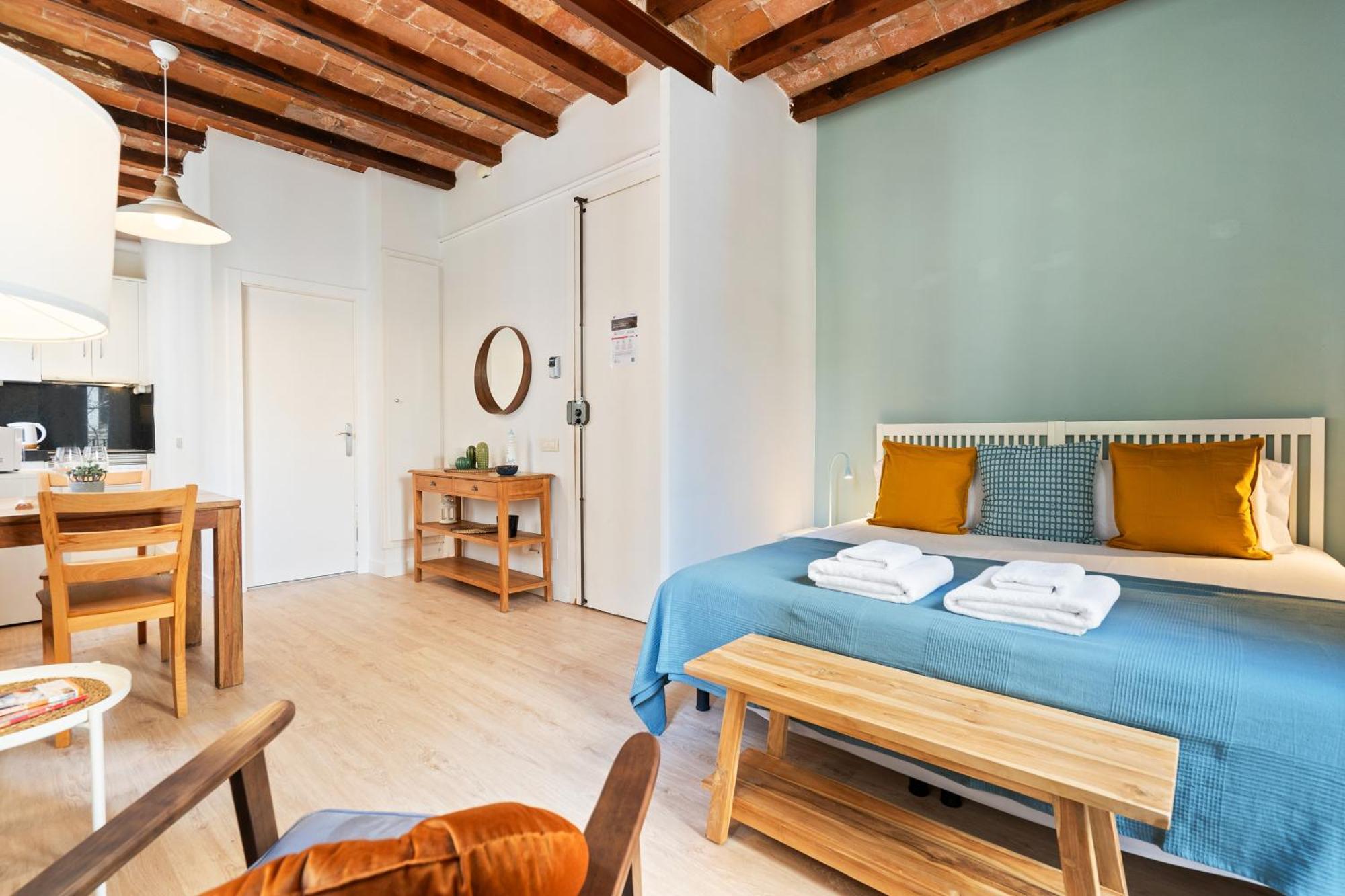 Lodging Apartments Beach Studio 11 برشلونة المظهر الخارجي الصورة